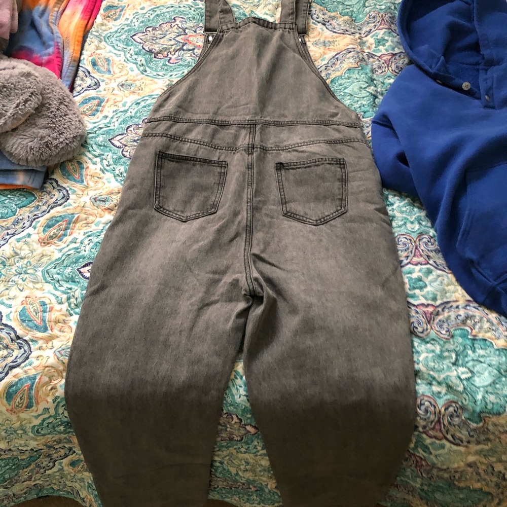 Overalls - Picture 4 of 4